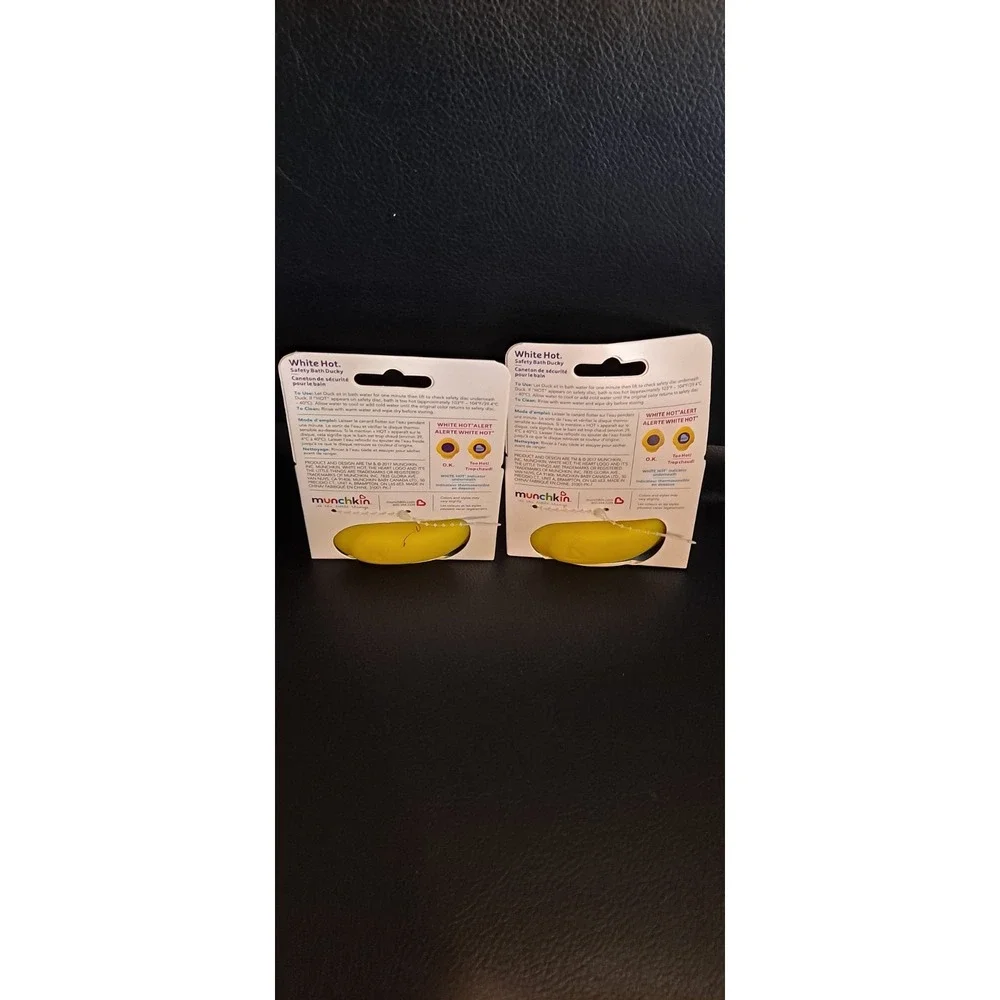 2- Munchkin Safety Bath Ducky White Hot Water Alert Yellow Rubber Duck NEW NIP